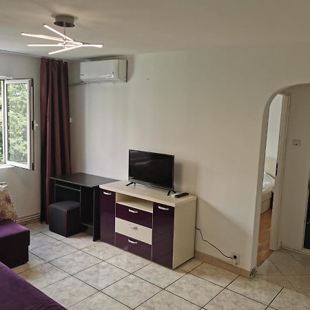 Confortable Cozy Apt Boekarest Kamer foto